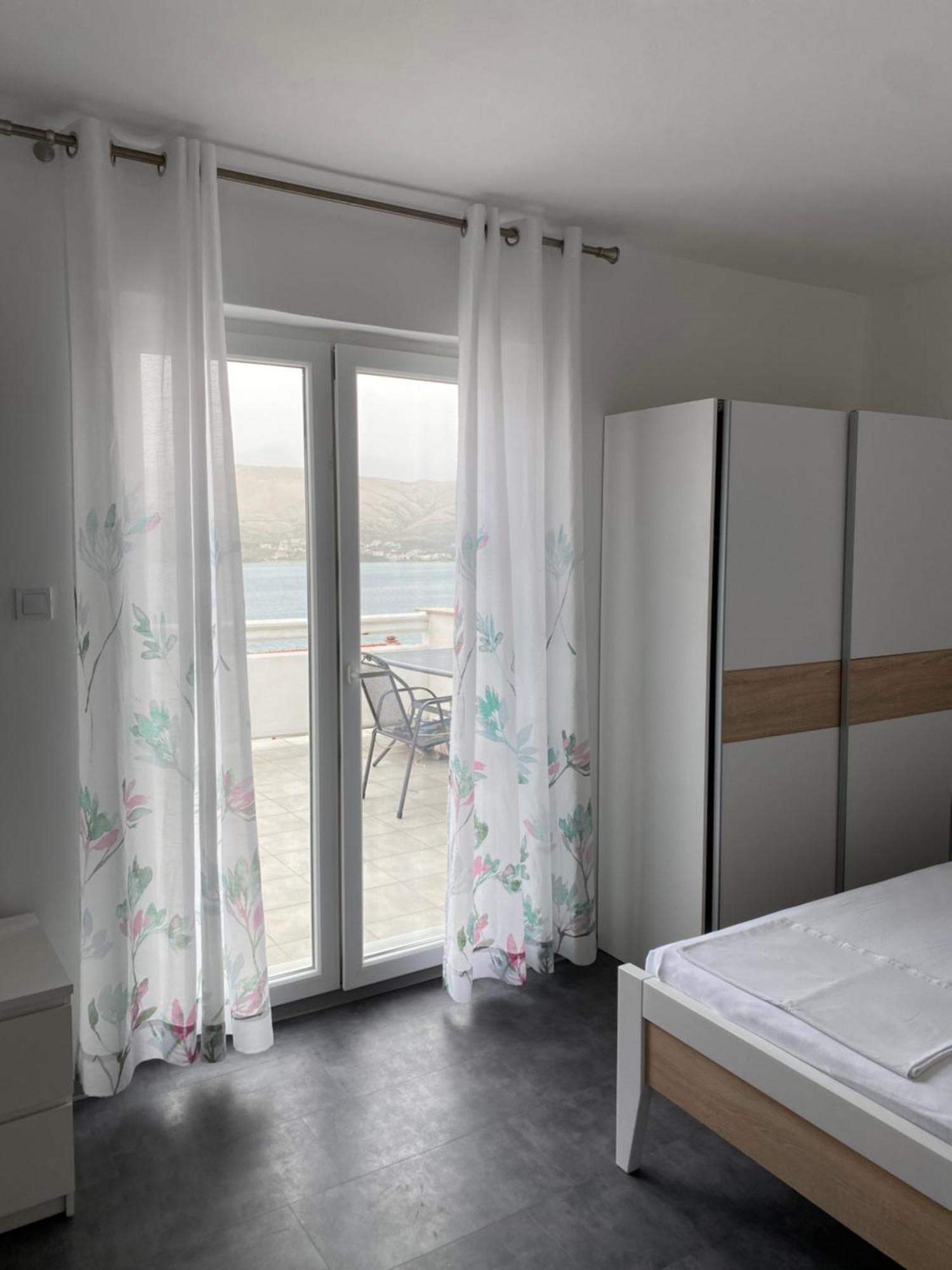 Apartmani Pozega 파그 외부 사진