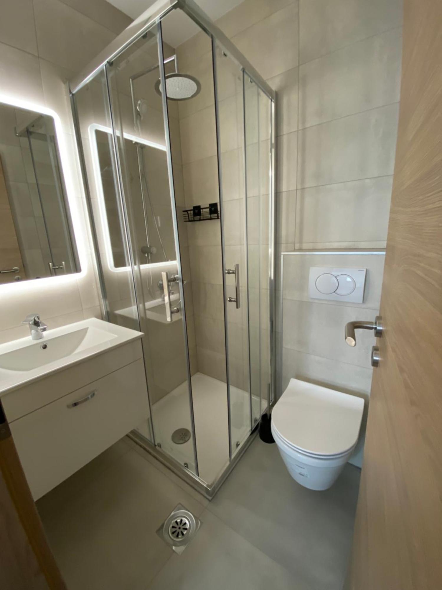Apartmani Pozega 파그 외부 사진
